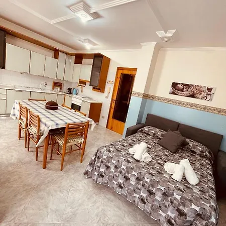 Apartman La Casa Dei Gemelli 1 *